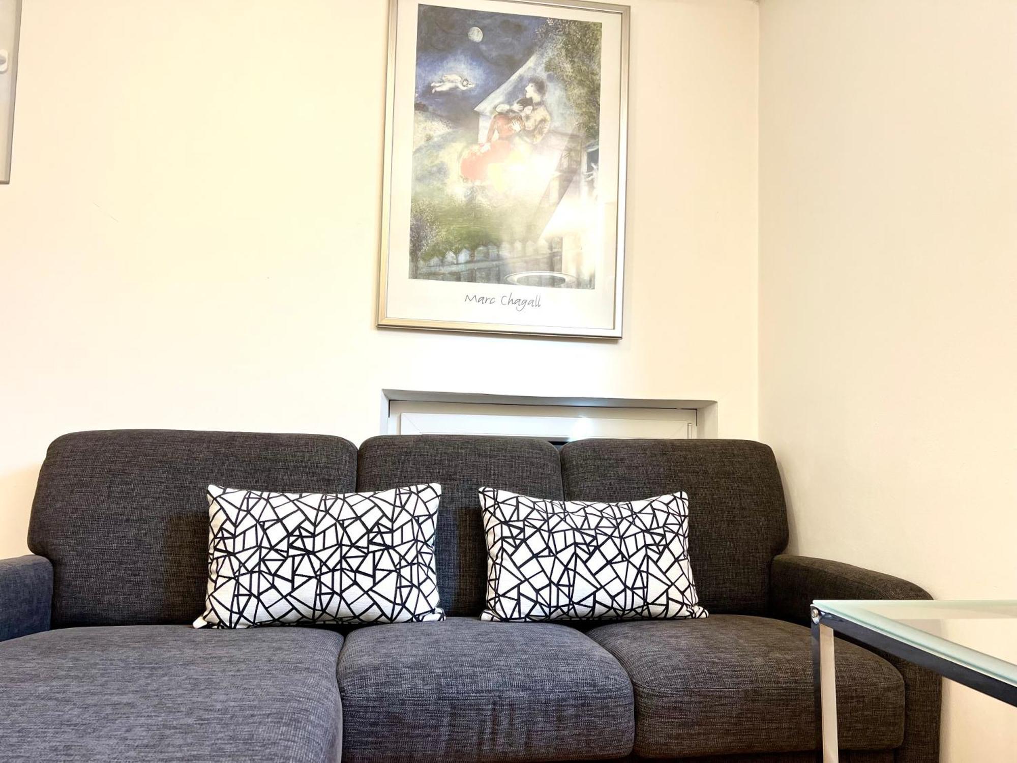 Beim Thoeny - Schoenes Apartment Mit Privatem Zugang Utting am Ammersee