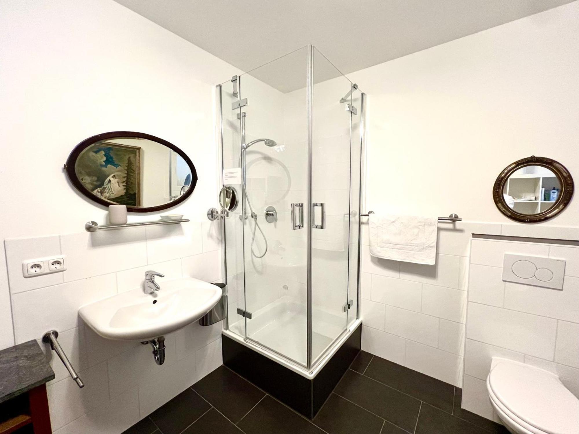 Apartment Beim Thoeny - Schoenes Apartment Mit Privatem Zugang *