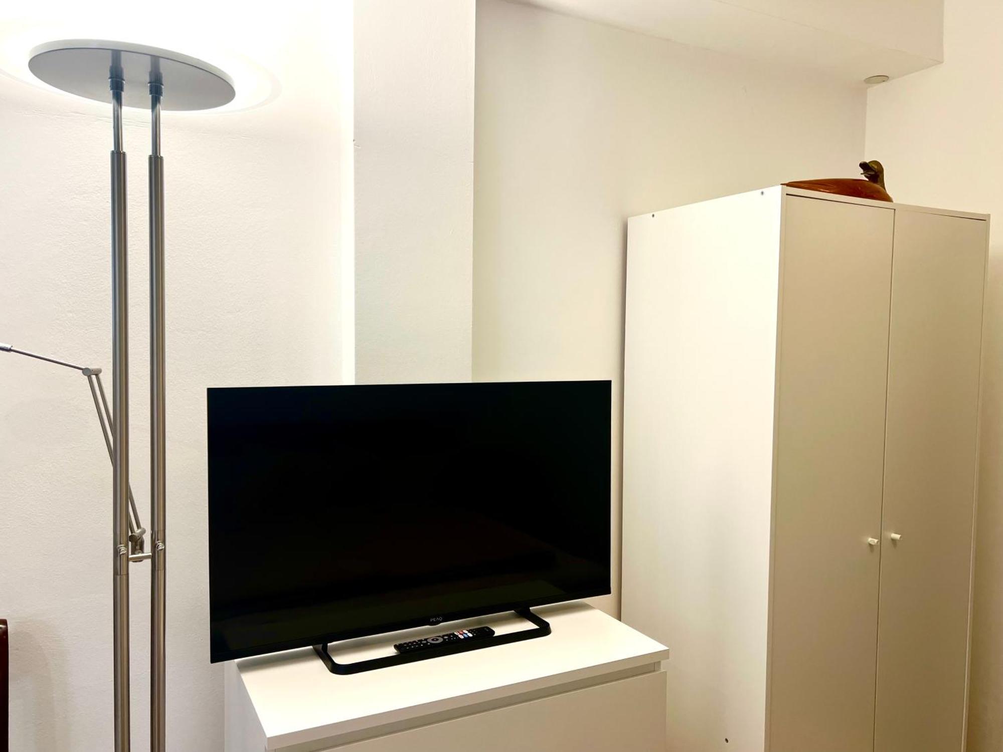 Beim Thoeny - Schoenes Apartment Mit Privatem Zugang Apartment Utting am Ammersee